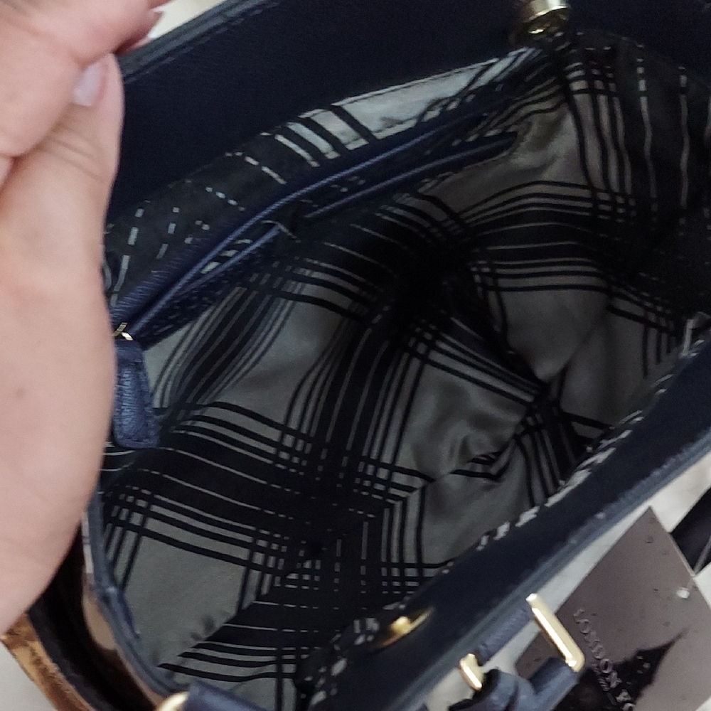 London Fog Navy and Tan Women's Bag - Picture 4 of 4